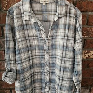 Cloth & Stone Blue and Gray Plaid Button Down Shirt